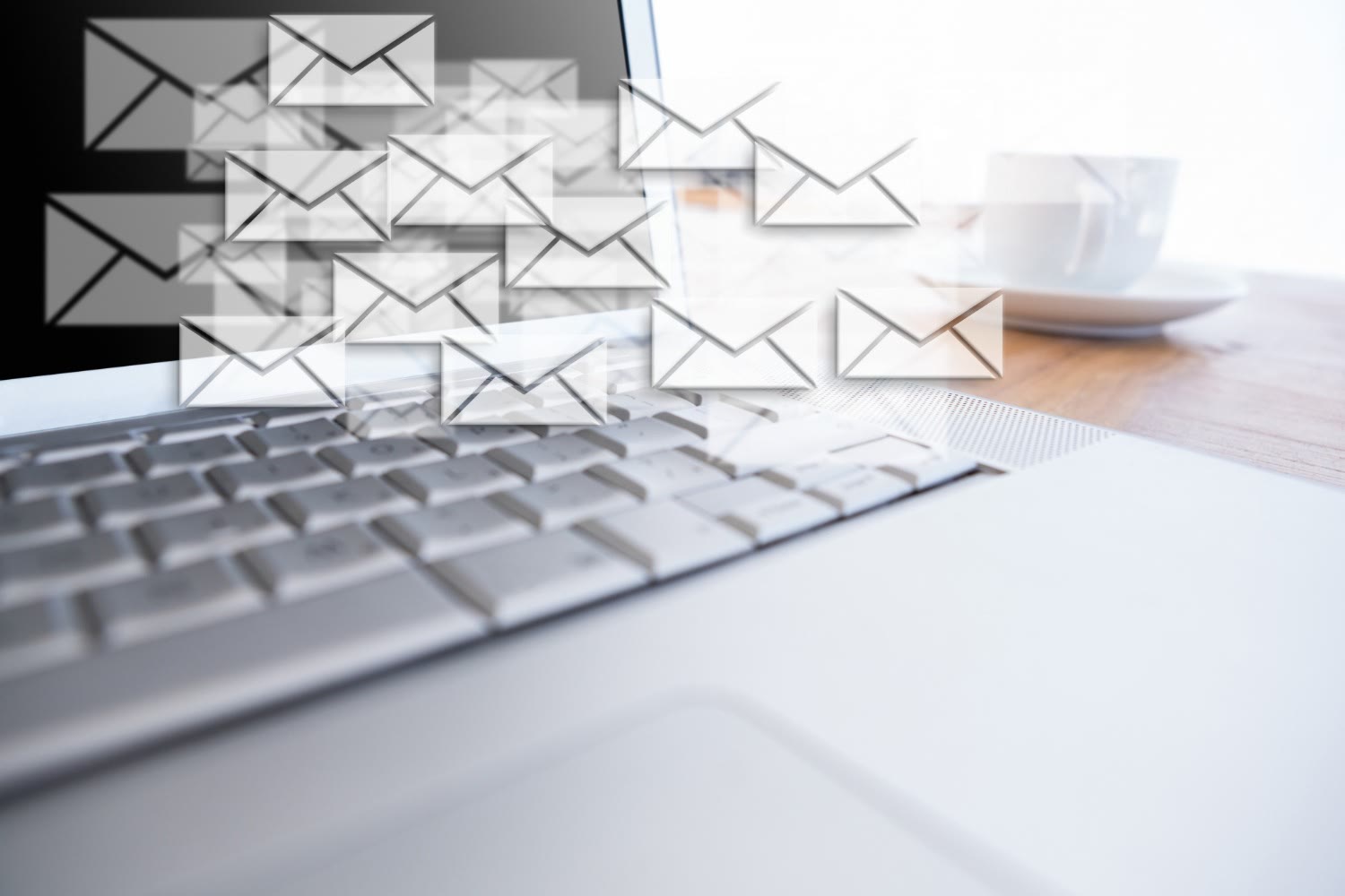Des emails qui s'envolent d'un ordinateur portable